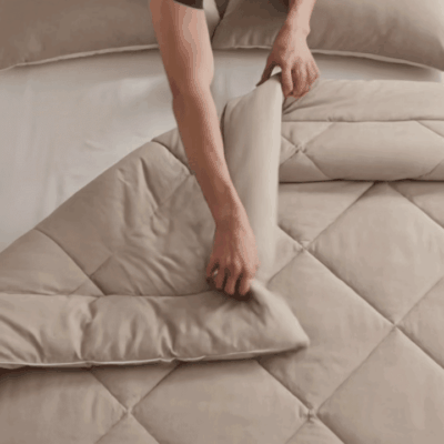 Kein Deckenbeziehen mehr mit der 2-in-1 Ganzjahresdecke